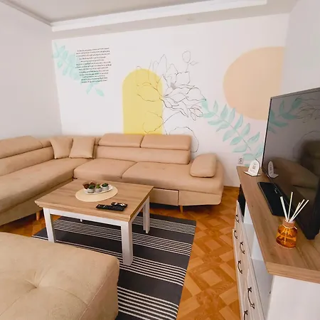 Apartment Mina *