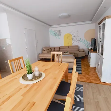 Mina Apartment