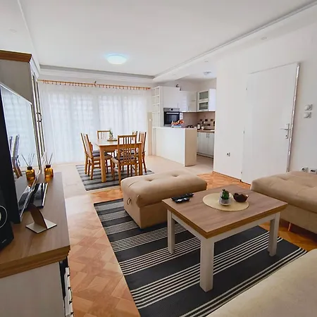 Mina Apartment