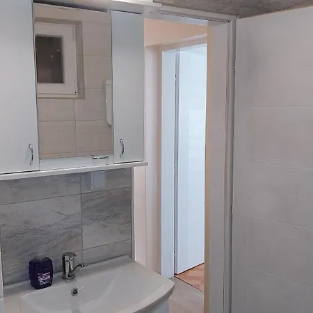Apartment Mina