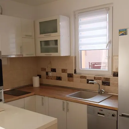 Apartment Mina *