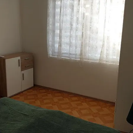 Apartment Mina *