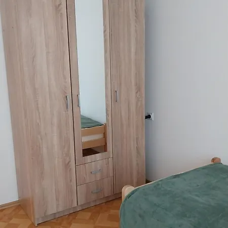 Apartament Mina